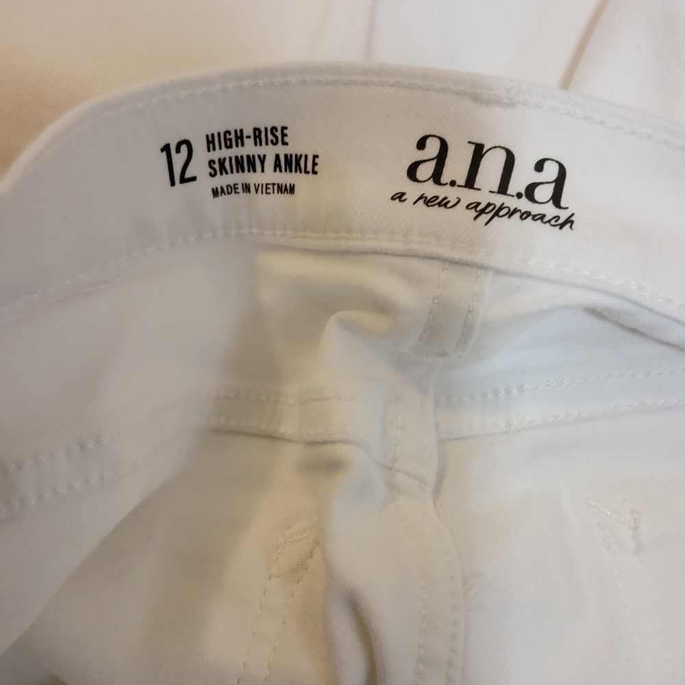 New a.n.a. High-Rise Skinny Ankle White Jeans Size 12 - Picture 6 of 7